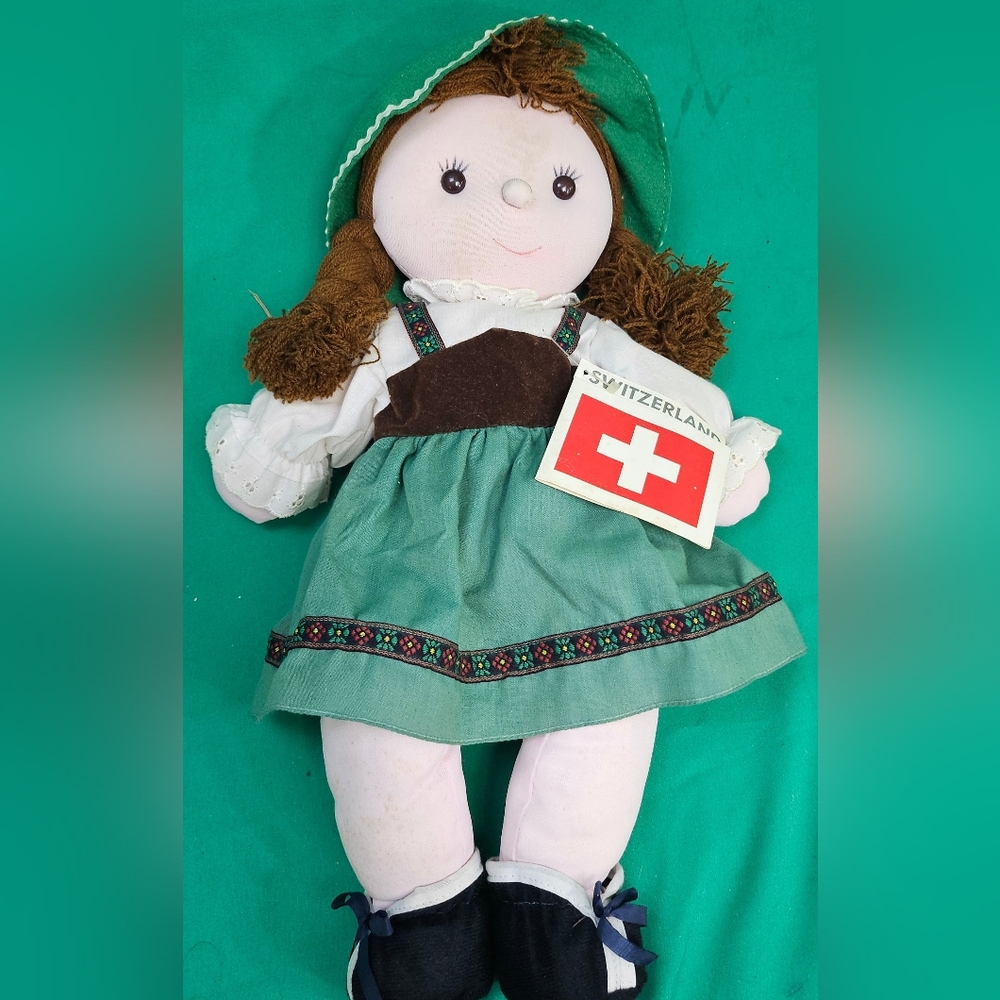 Kamar Doll‎ Heidi Switzerland #6604 With Tags  Handmade 15" Vintage 1983 Read